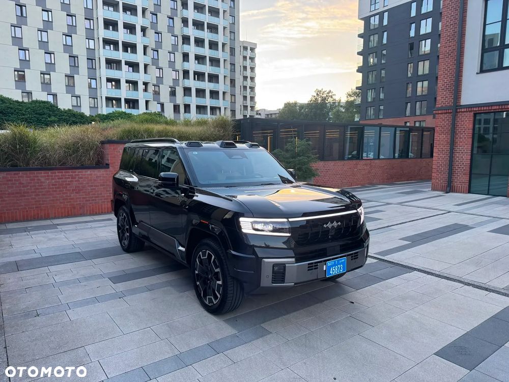 BYD Leopard 8 - 1