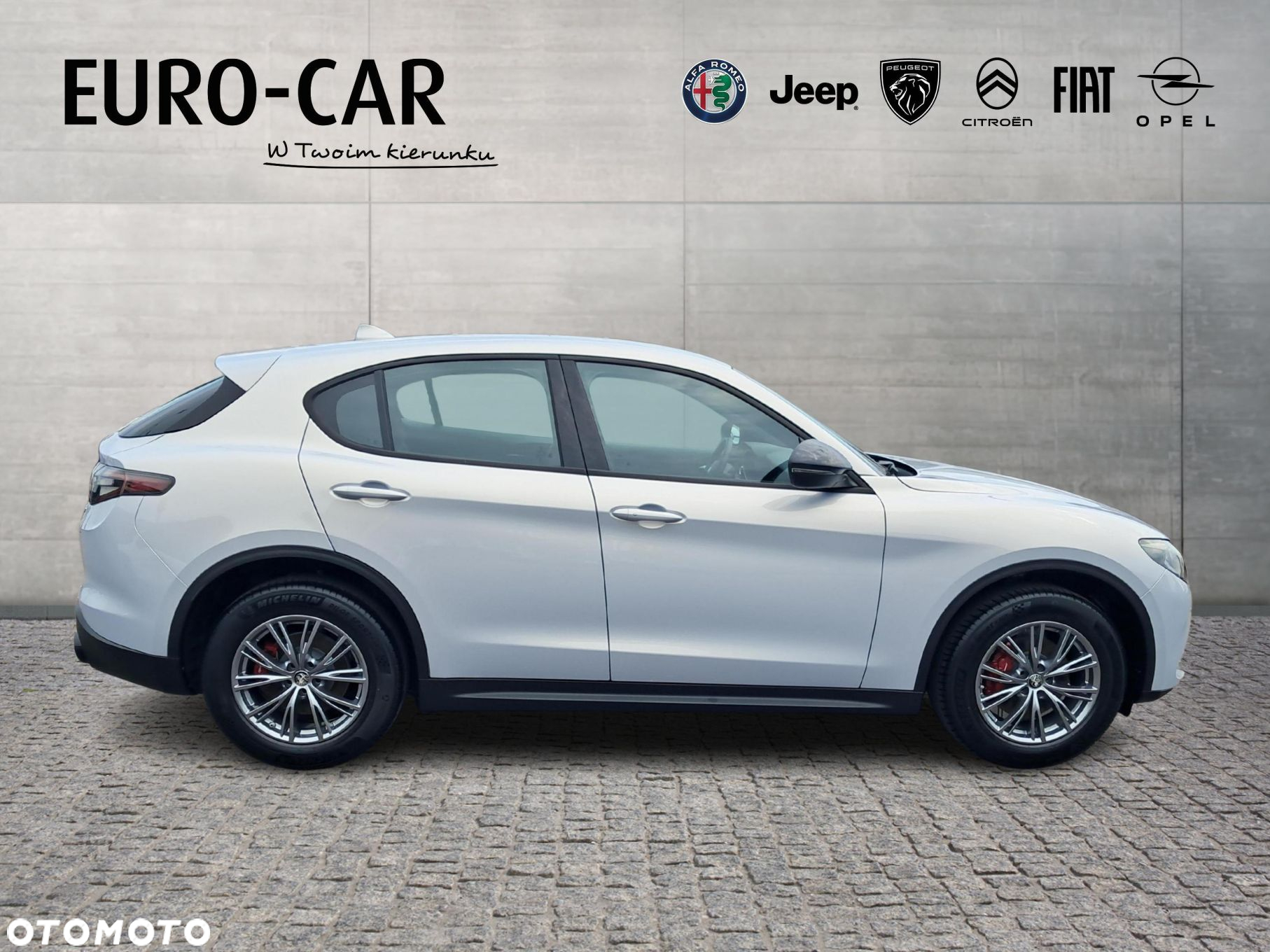 Alfa Romeo Stelvio - 7