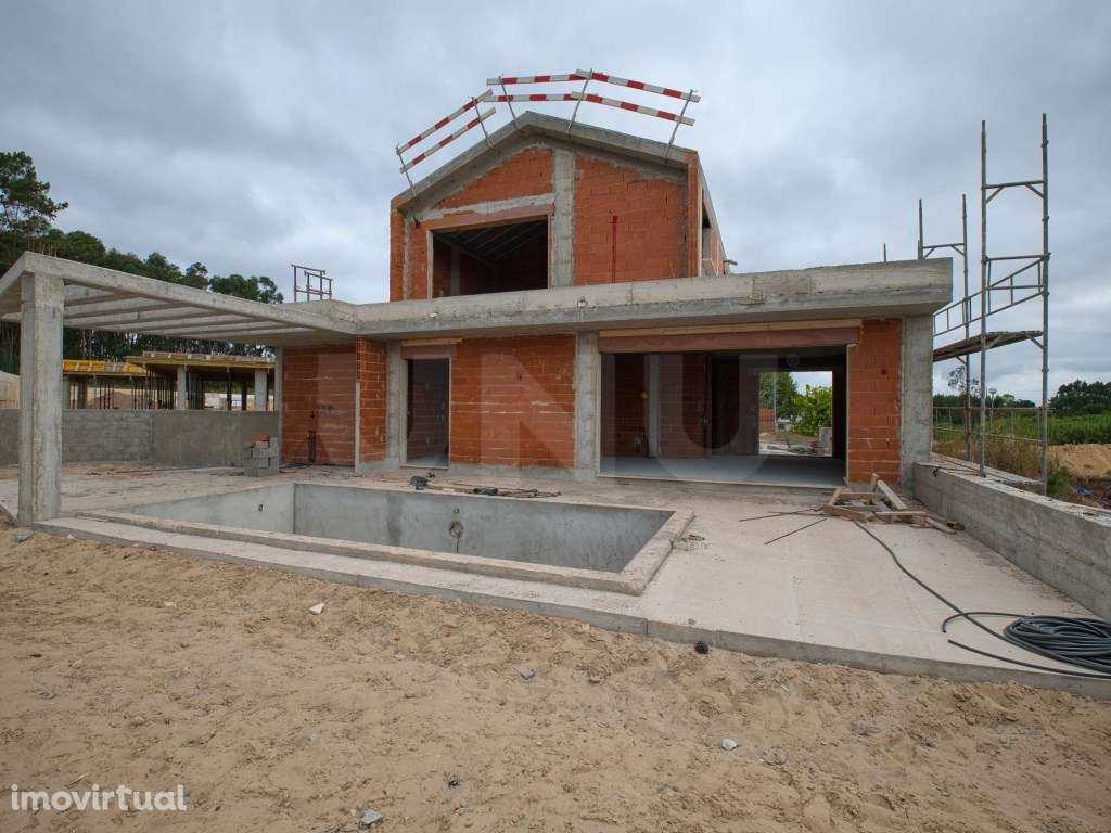 Moradia T4, para venda, Bairro Senhora da Luz, Óbidos - Grande imagem: 3/29