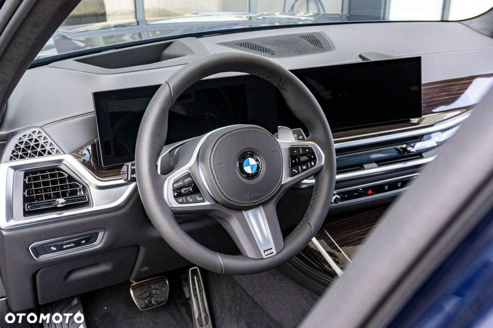 BMW X7 - 13