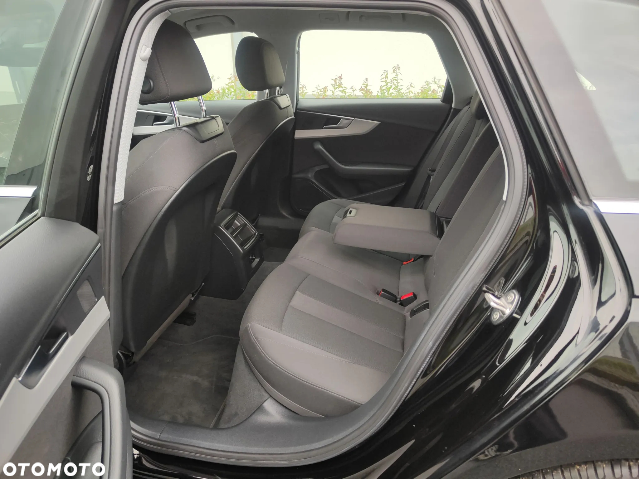 Audi A4 Avant 40 TDI S tronic advanced - 14