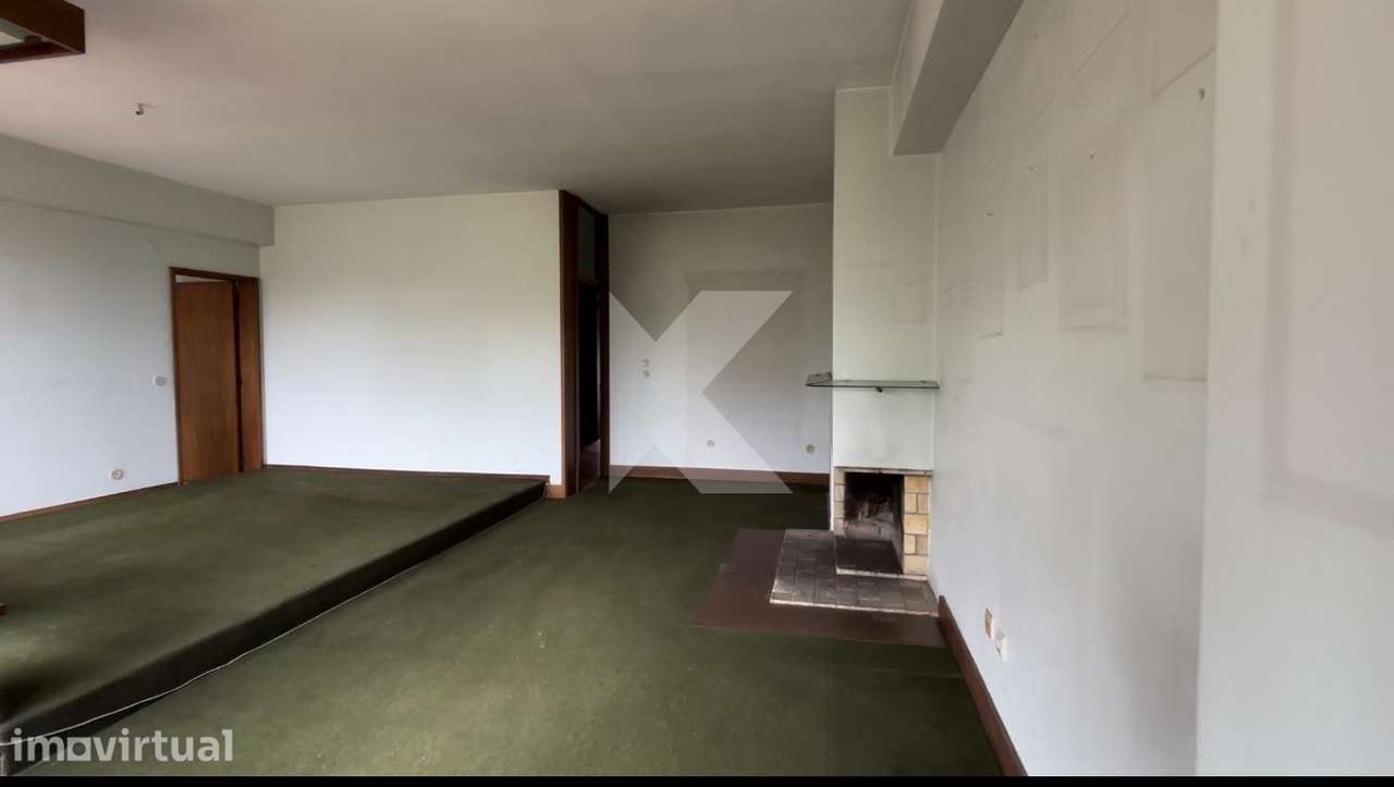 Apartamento T4 com garagem junto ao Rio Douro - Grande imagem: 3/38