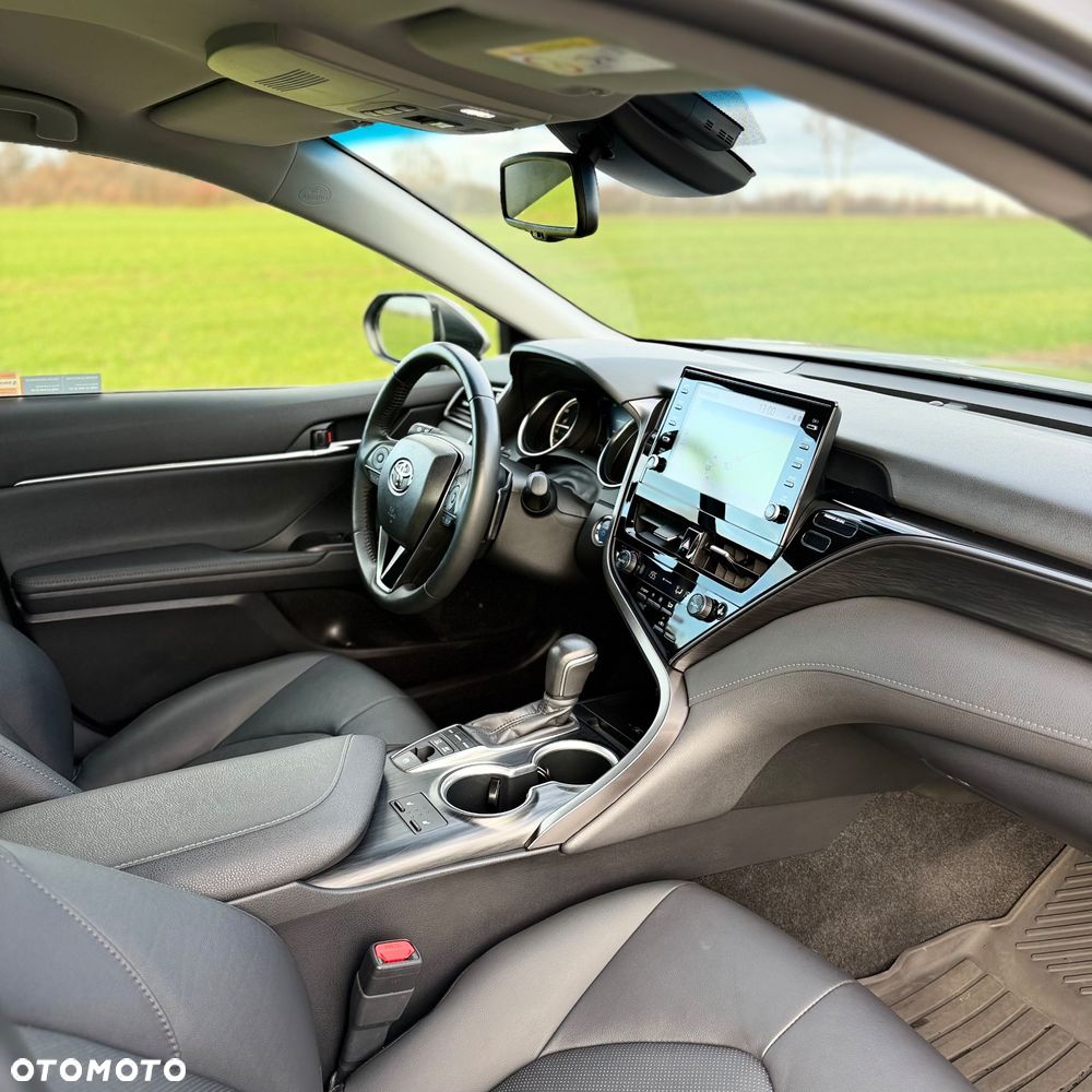 Toyota Camry 2.5 Hybrid Executive CVT - 7