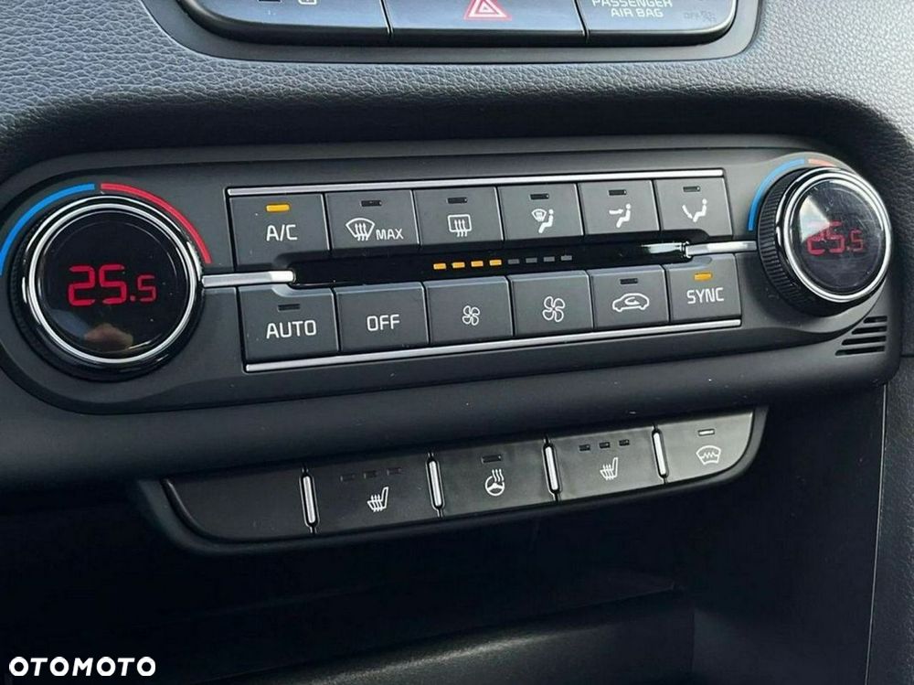 Kia Ceed 1.5 T-GDI Business Line DCT - 29