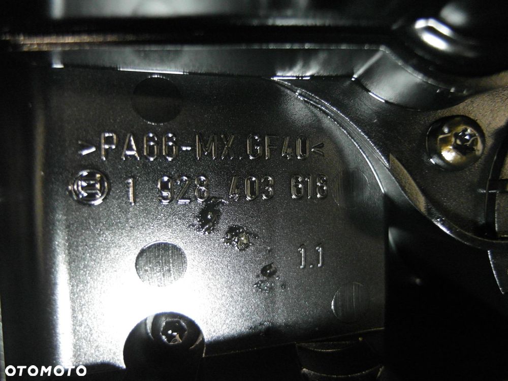 POKRYWA ZAWORÓW BMW E46 320 d 0928400306 1112222469930 137122469970 - 3