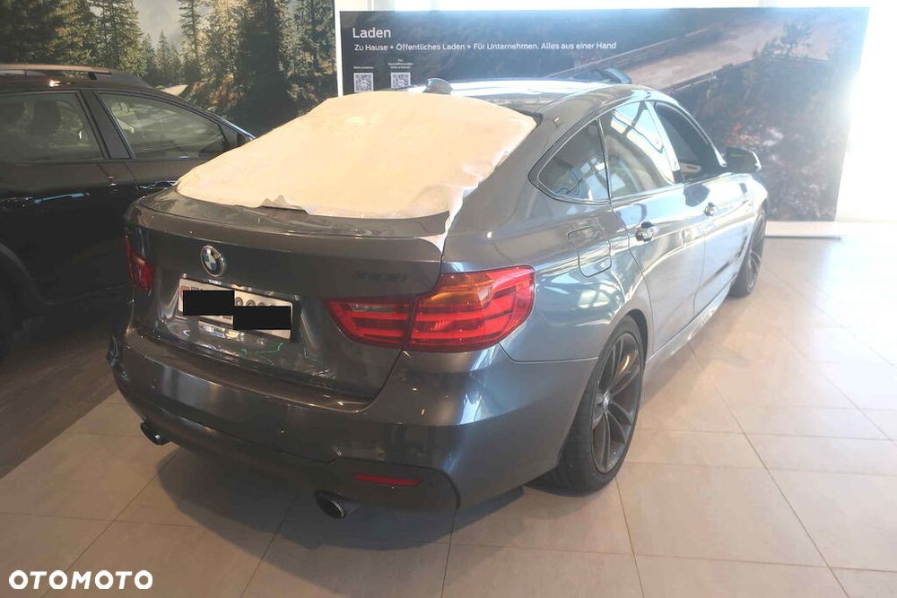 BMW 3GT 335i xDrive - 2