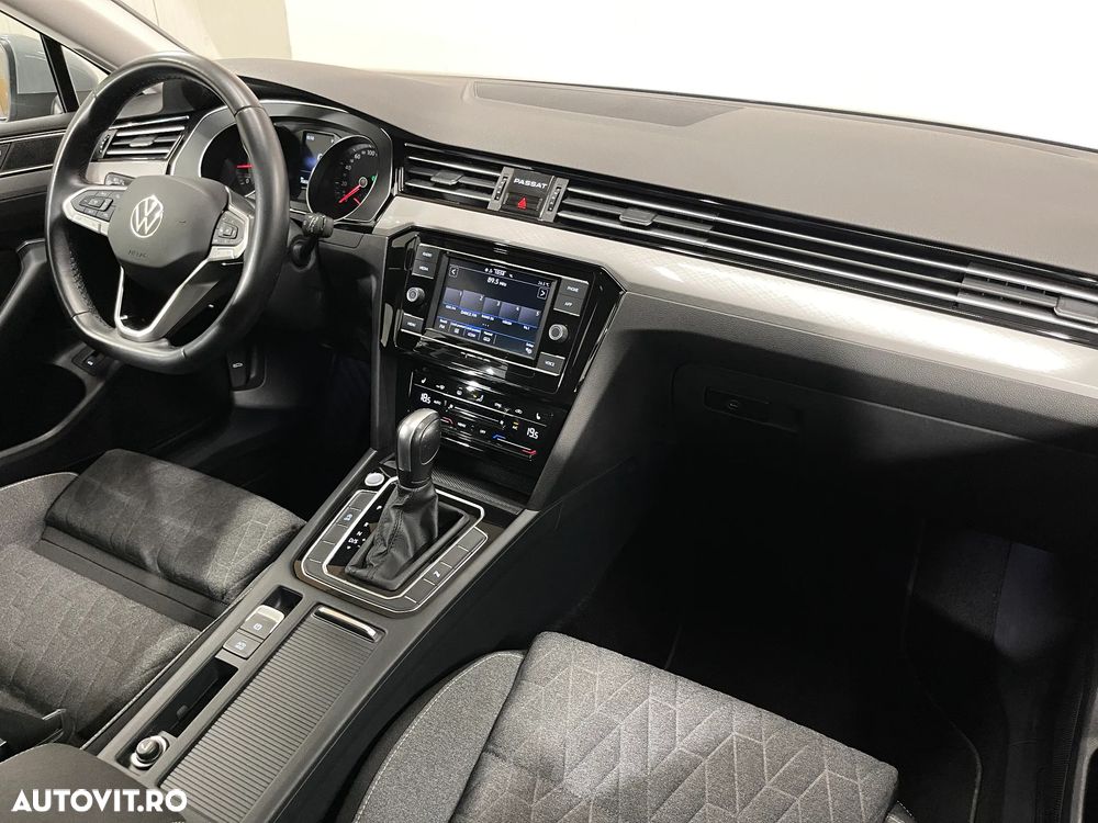 VOLKSWAGEN Passat 2022 — imagine 8