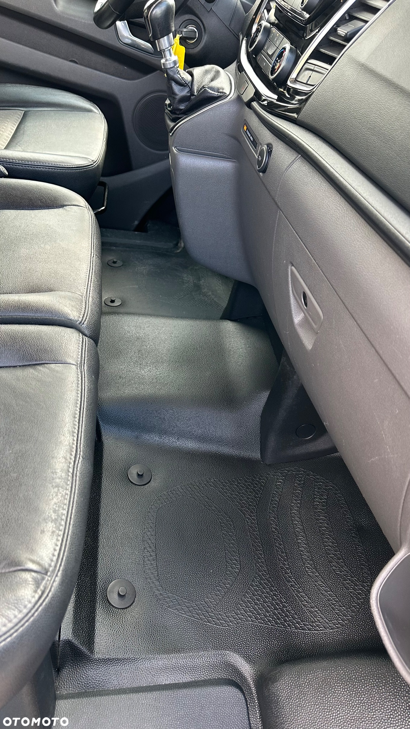 Ford Transit Custom Sport - 16
