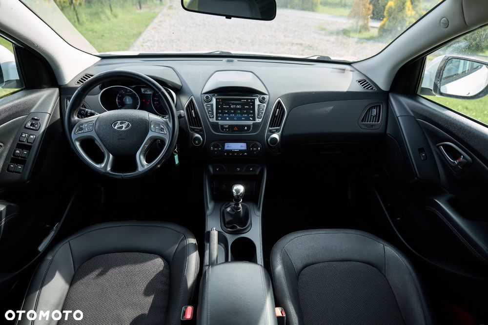 Hyundai ix35 1.6 2WD Fifa World Cup Edition - 21