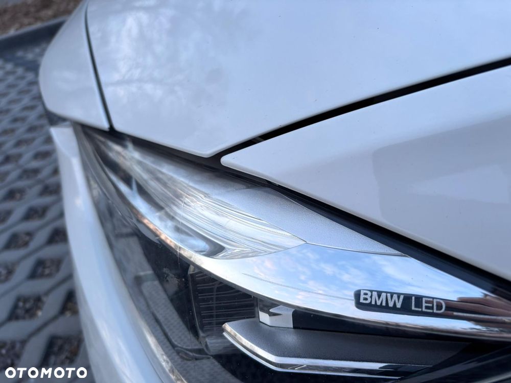 BMW Seria 3 318d - 13