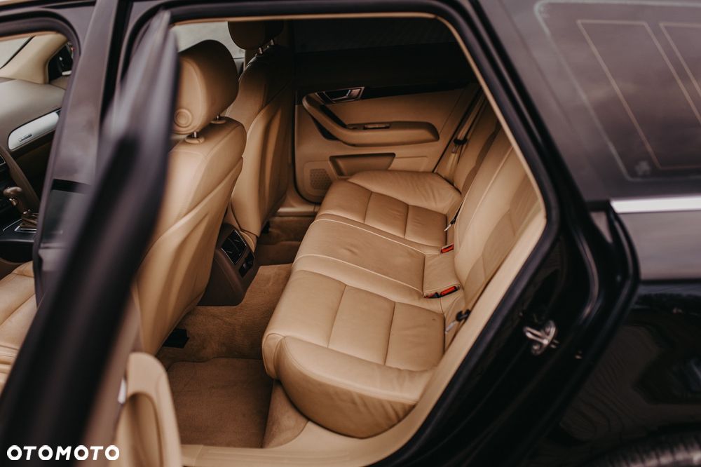 Audi A6 Avant - 13