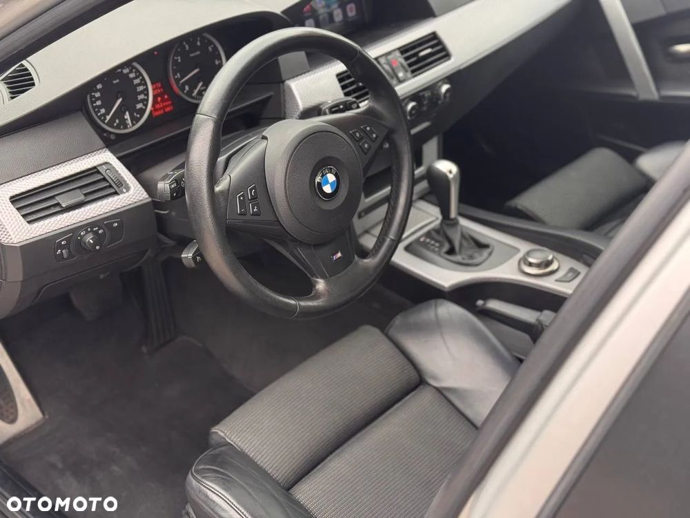 BMW Seria 5 523i Touring - 20