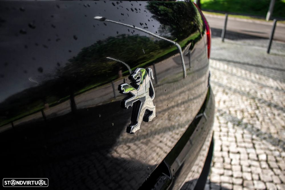 Peugeot 3008 1.6 HDi Roland Garros - 11