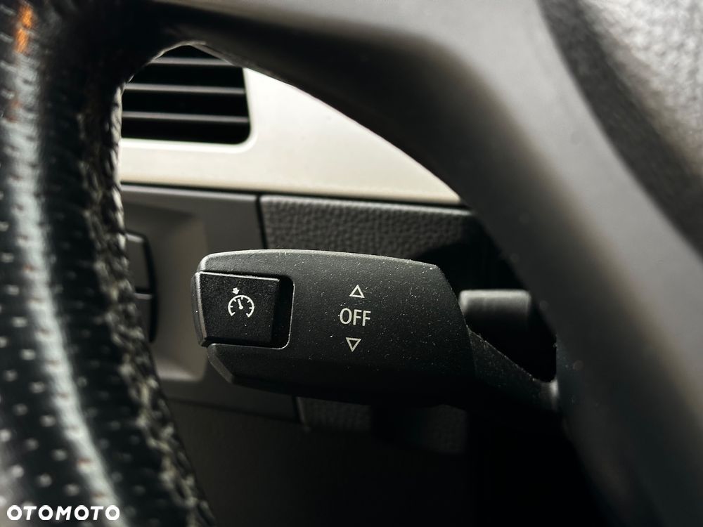 BMW Seria 3 316d - 17