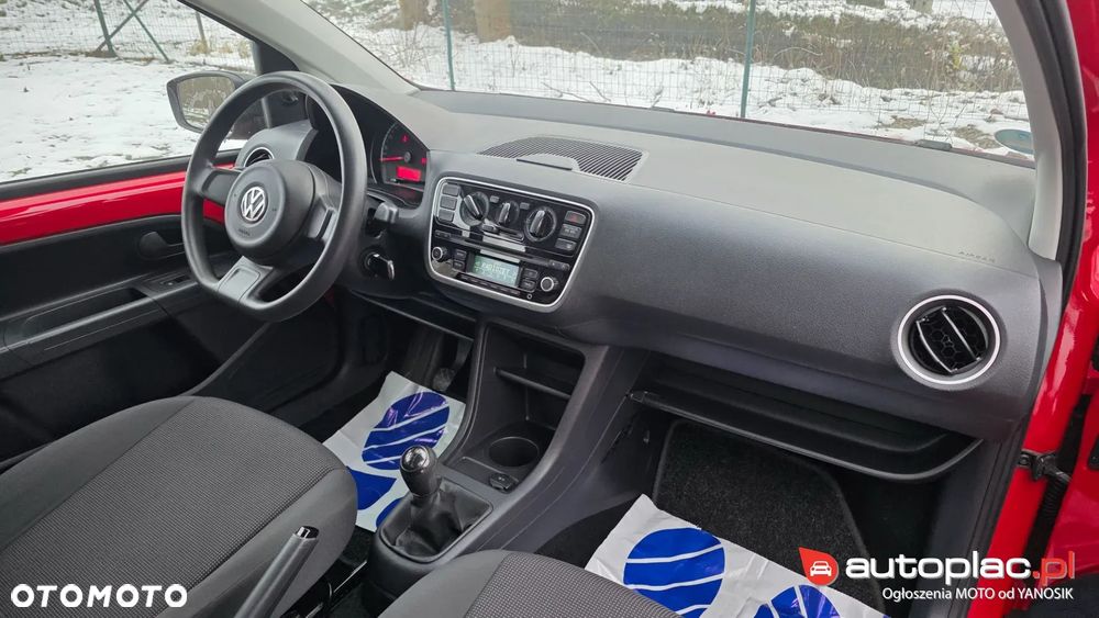 Volkswagen up! 1.0 take - 12