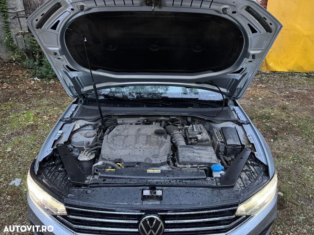 Volkswagen Passat Variant 2.0 TDI DSG Comfortline - 32