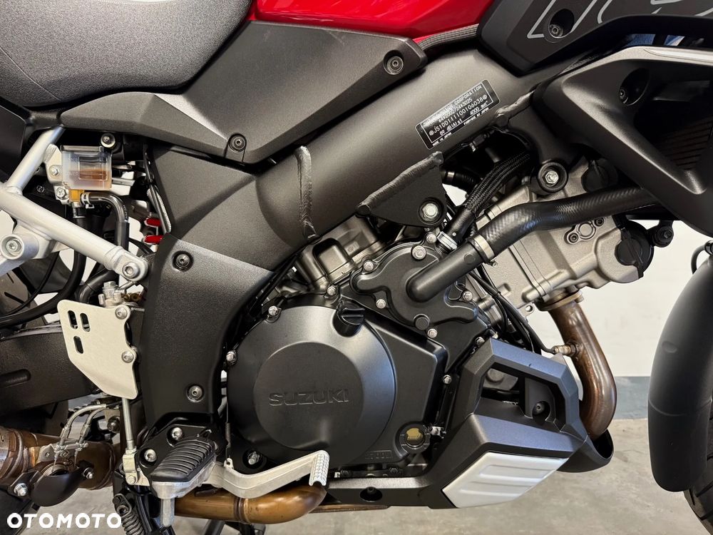 Suzuki V-STROM - 20
