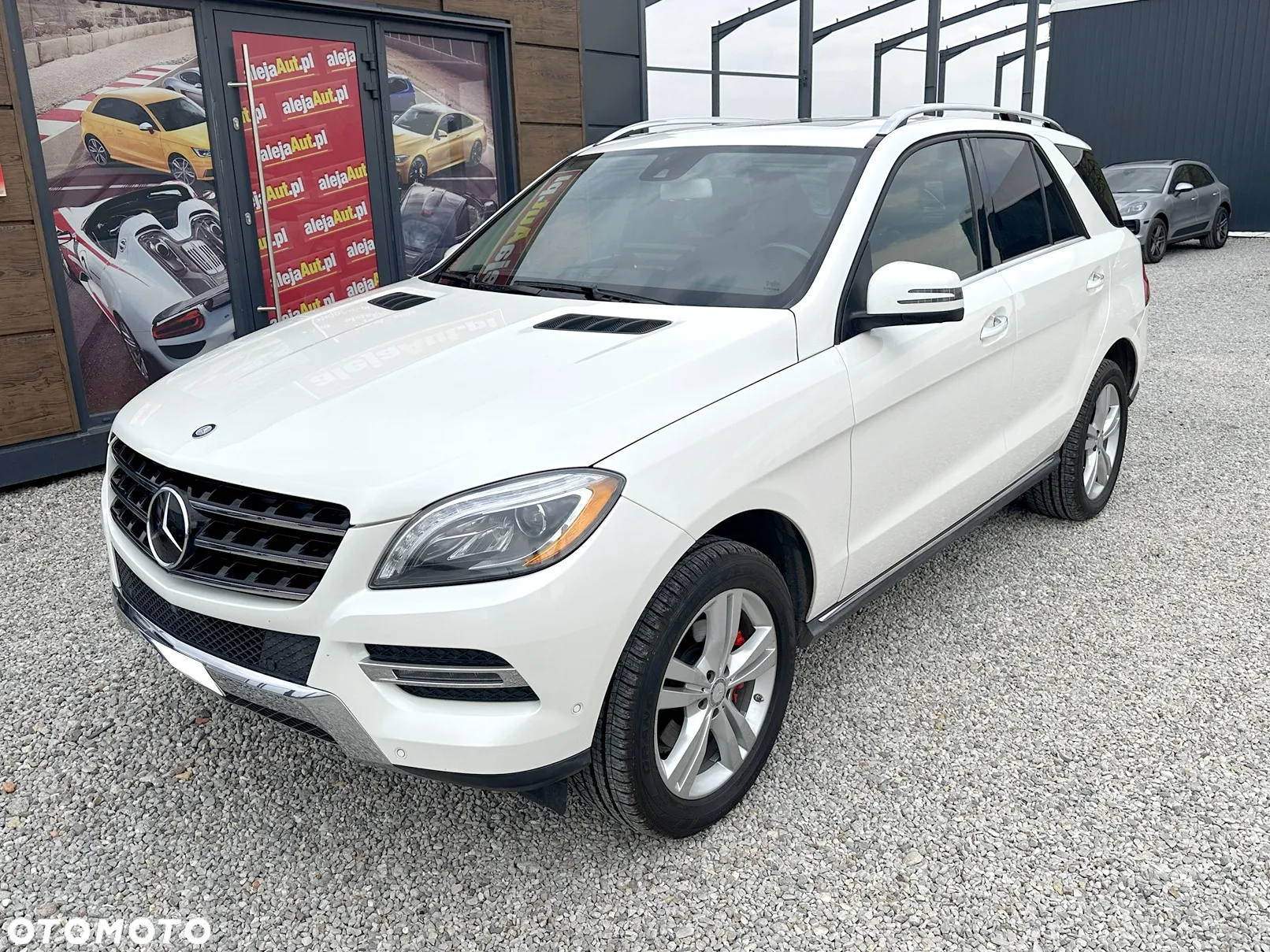 Mercedes-Benz ML 350 4MATIC BlueEFFICIENCY 7G-TRONIC Edition 1 - 3