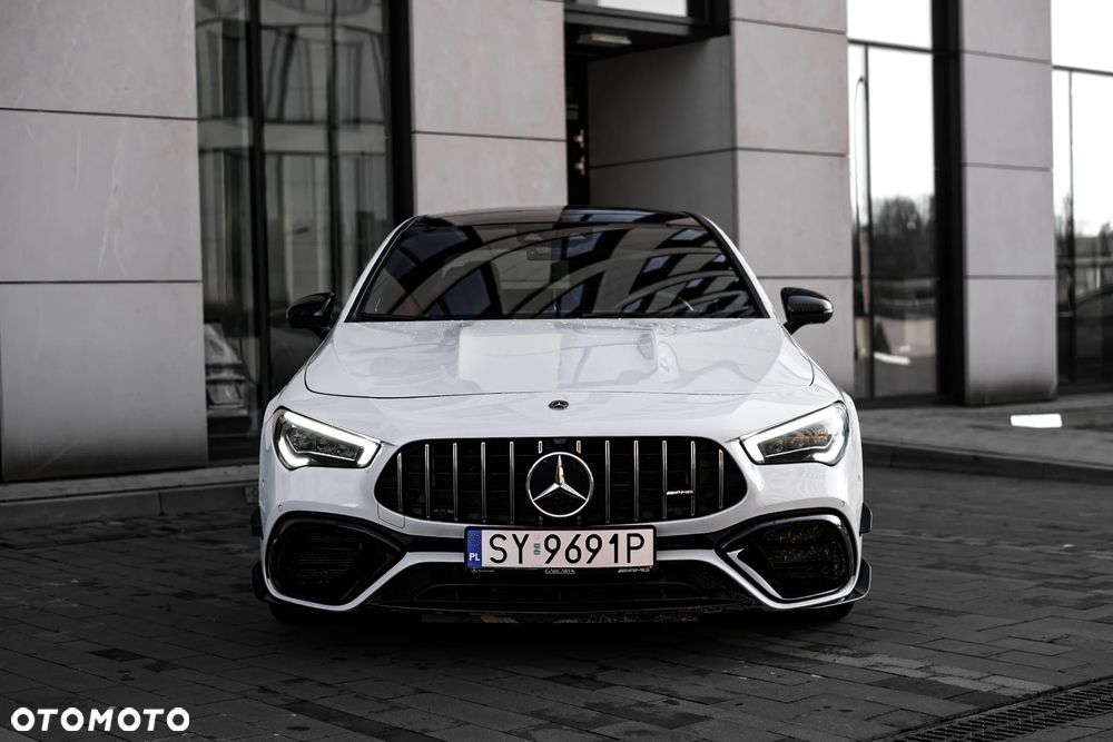 Mercedes-Benz CLA - 4