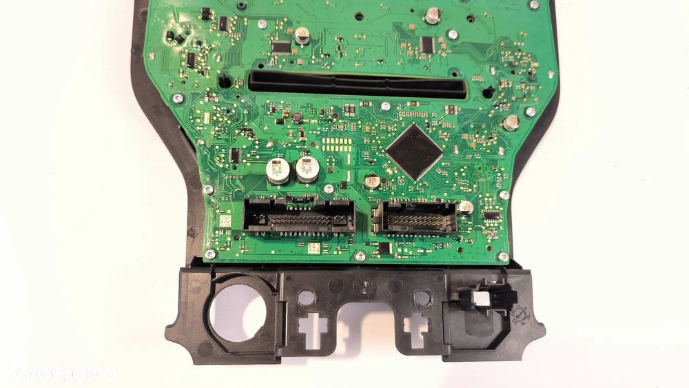 64233M Ford Mustang VI 2016 Konsola środkowa / Radio / GPS - 4