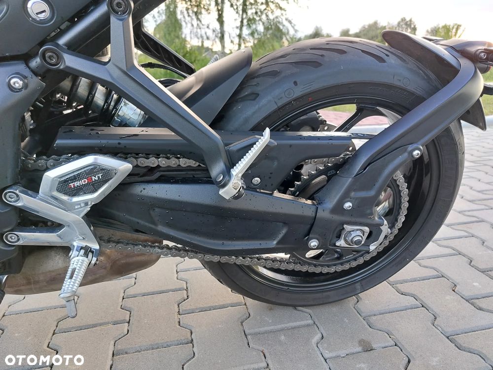 Triumph Trident - 28