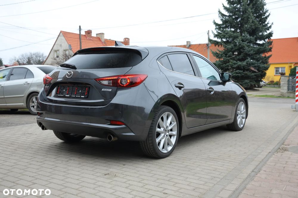 Mazda 3 - 5