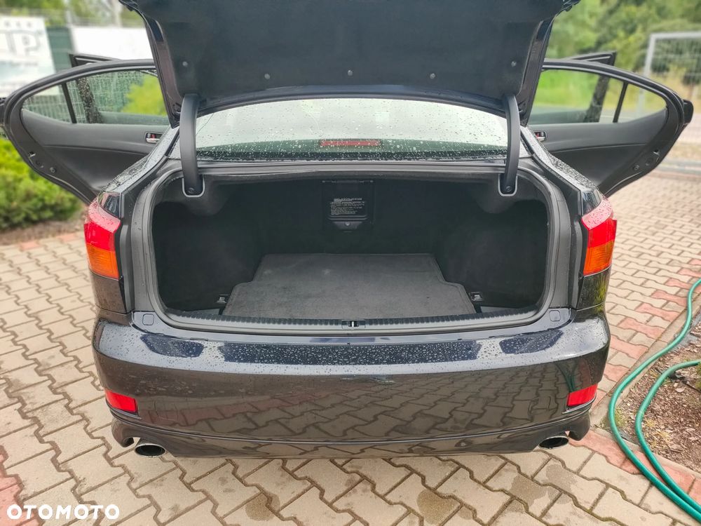 Lexus IS 250 Executive Line - 32