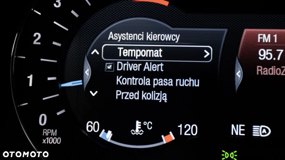 Ford S-Max 2.0 EcoBlue Titanium - 32