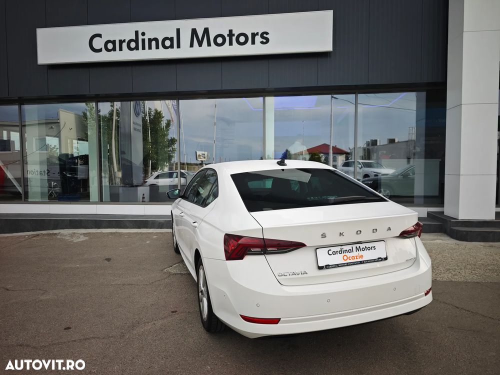 Skoda Octavia 2.0 TDI Style - 7
