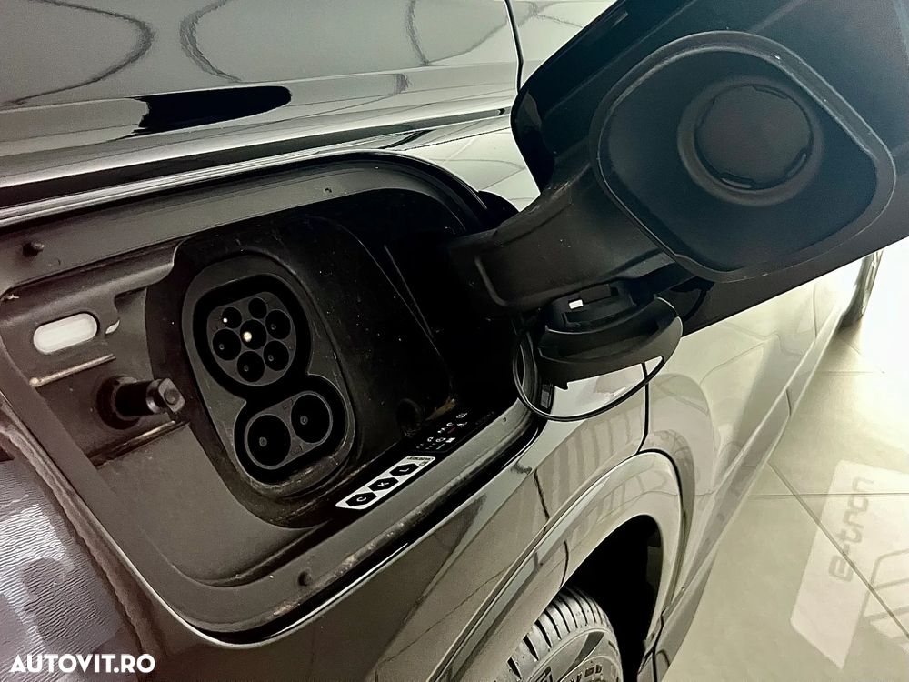 Audi Q4 50 quattro - 23