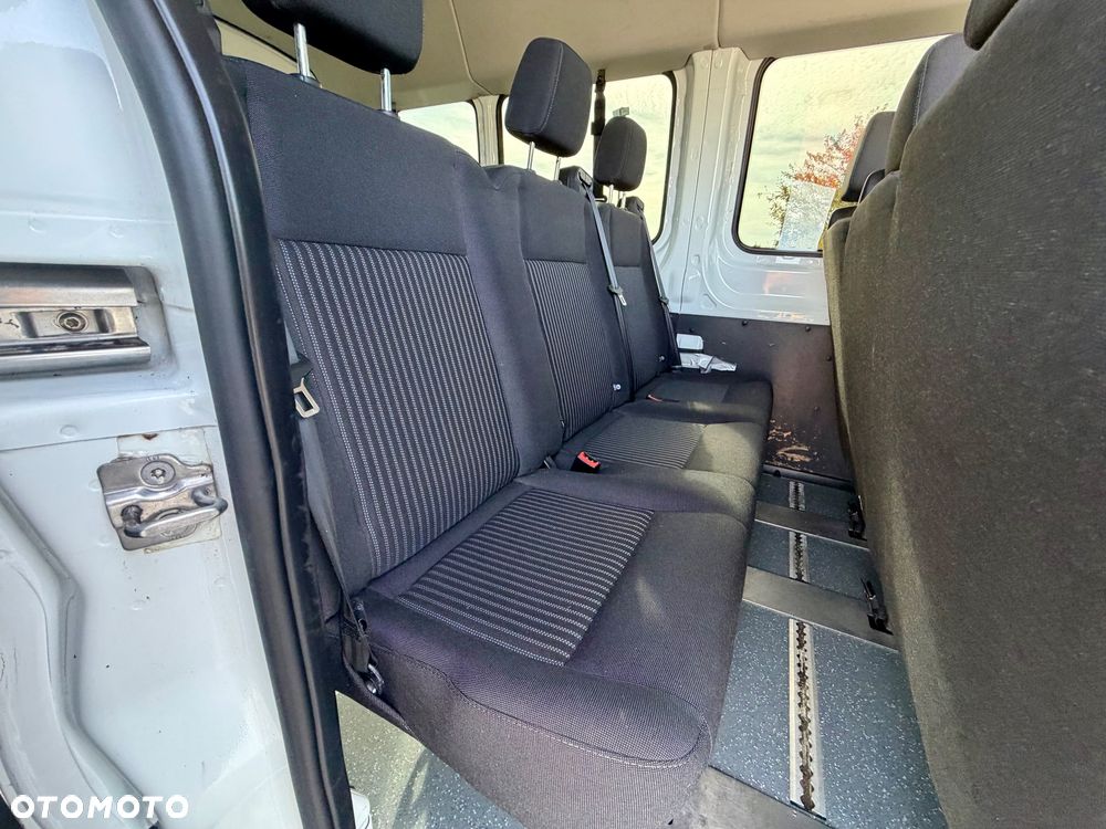 Ford Transit - 9