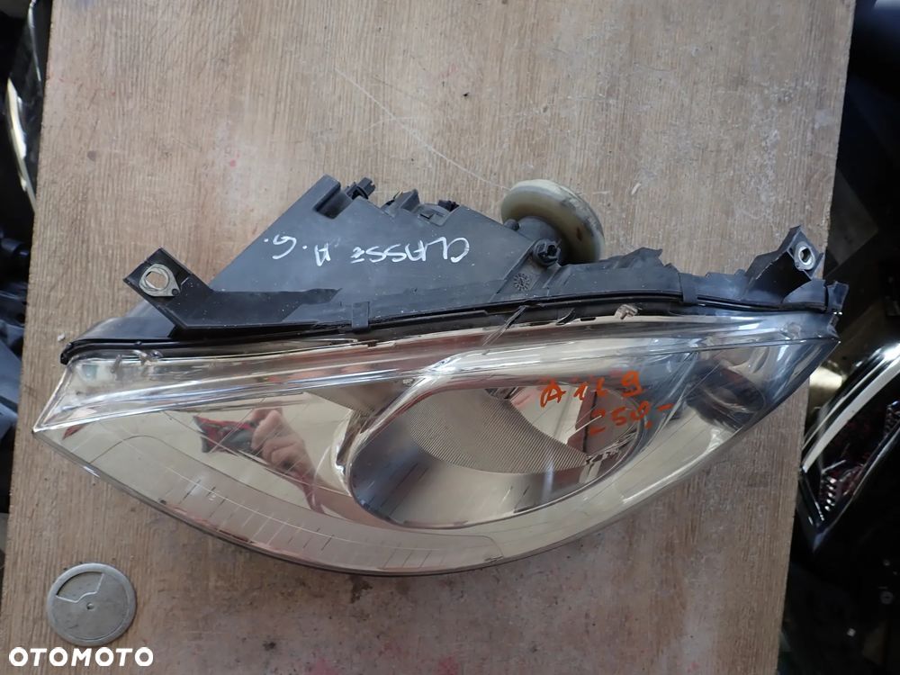 MERCEDES A KLASA W169 LAMPA LEWY PRZÓD EUROPA - 3