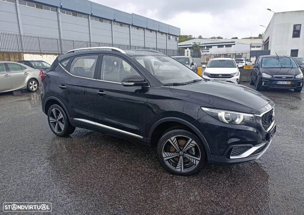 MG ZS EV 44.5 kWh Luxury - 4