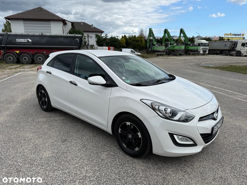 Hyundai i30 1.4 Comfort - 10