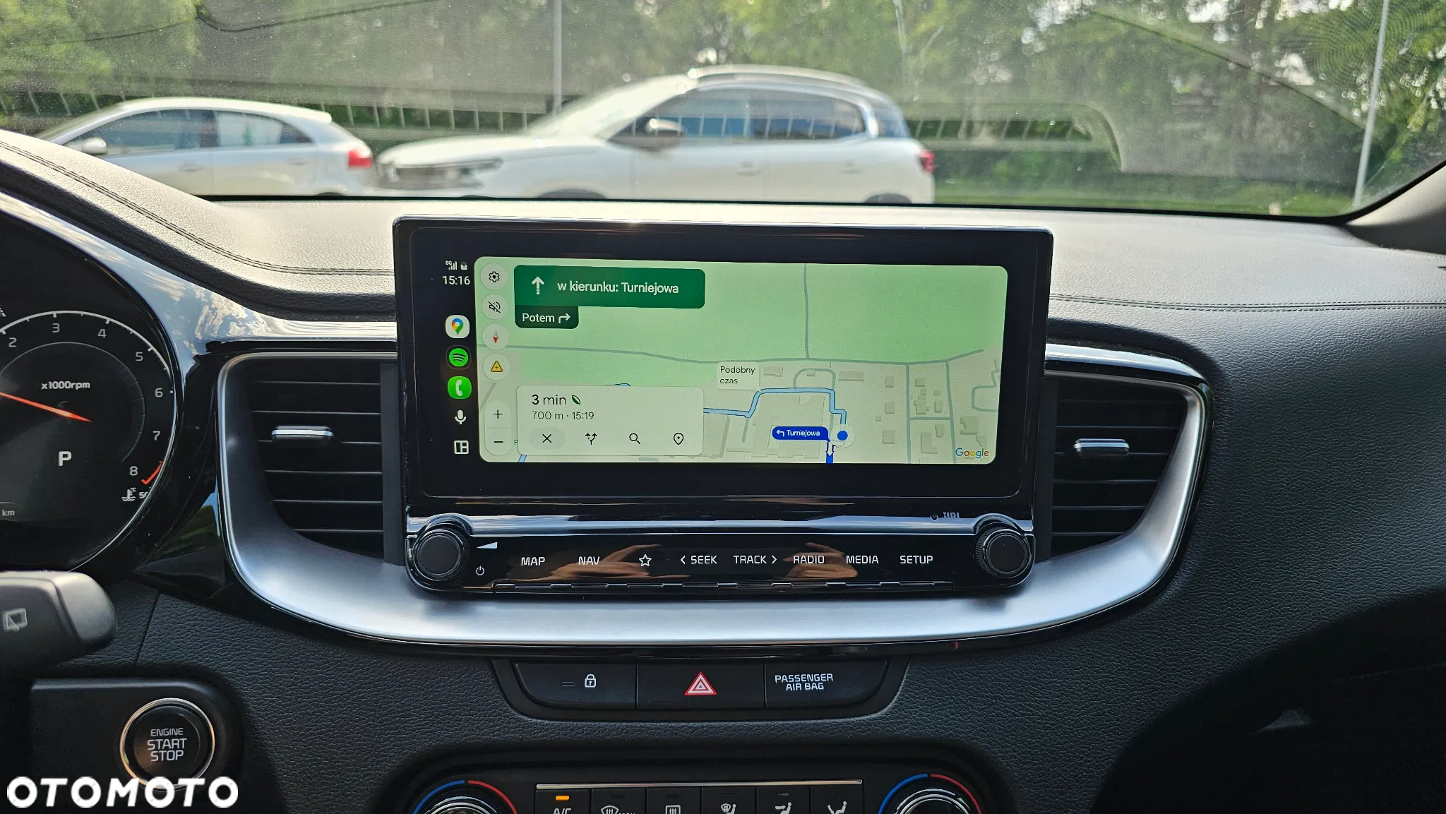 Kia ProCeed 1.6 T-GDI GT DCT - 9