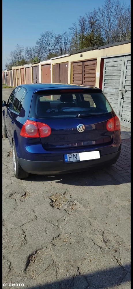 Volkswagen Golf - 5