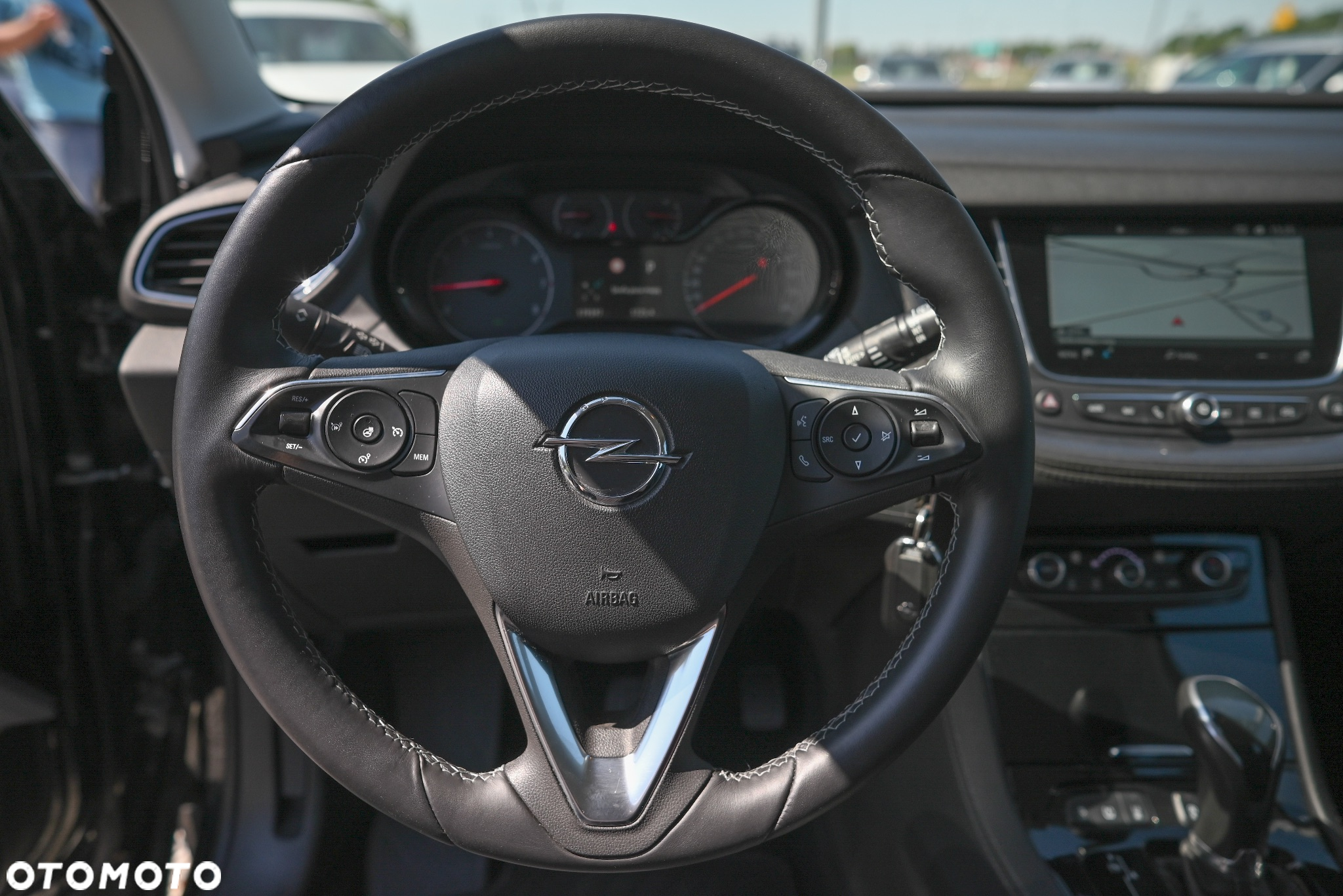 Opel Grandland X 1.5 D Start/Stop Color Line - 13