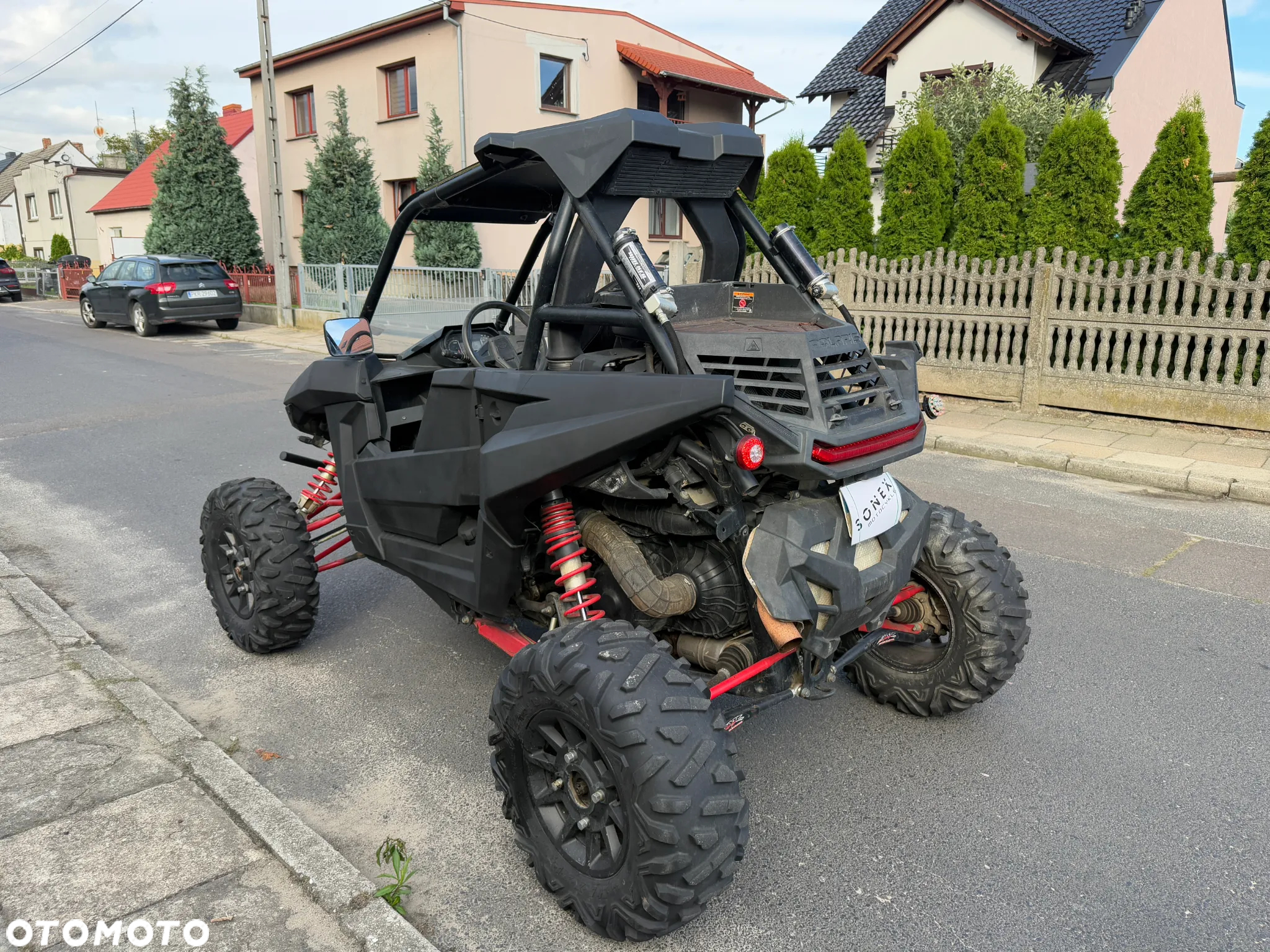 Polaris RZR