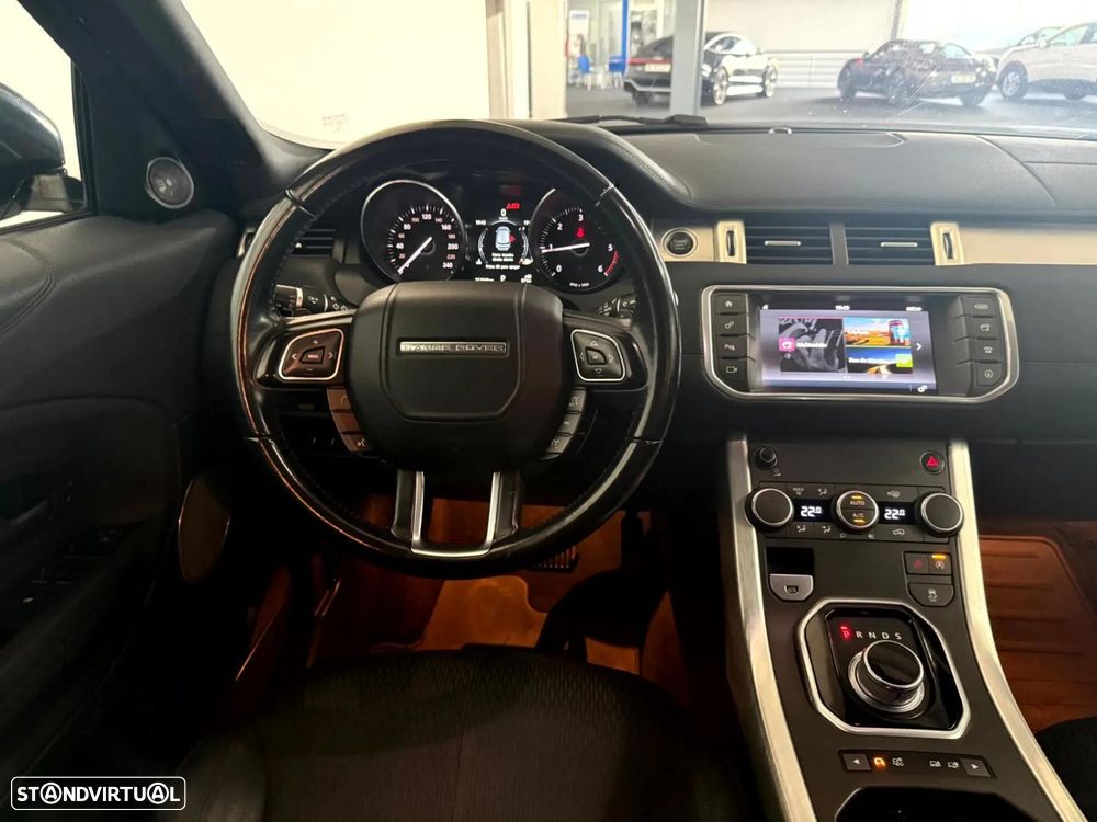 Land Rover Range Rover Evoque 2.0 D180 AWD HSE Auto - 28