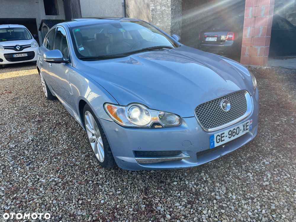Jaguar XF - 5