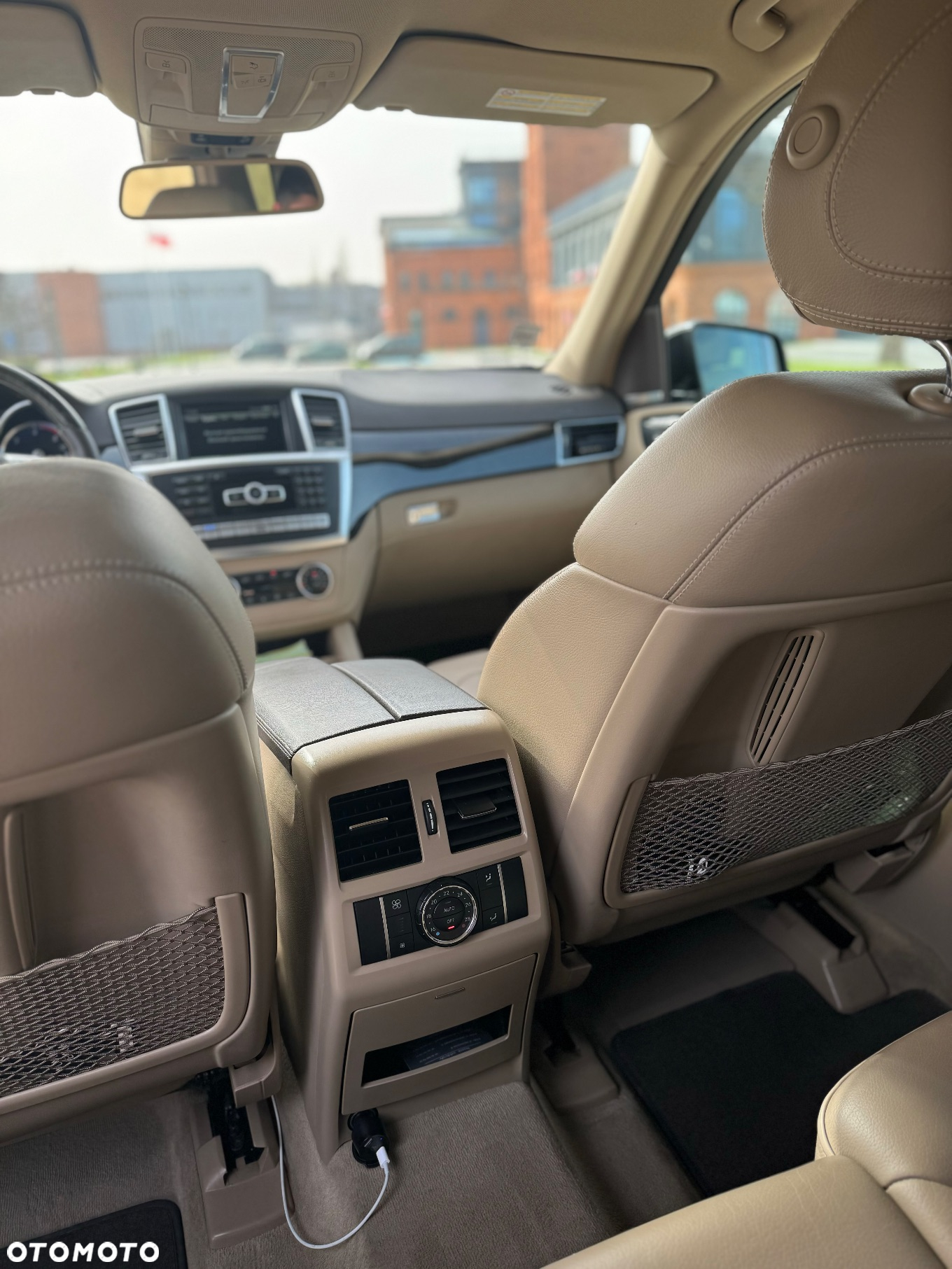 Mercedes-Benz ML 350 BlueTec 4-Matic - 19