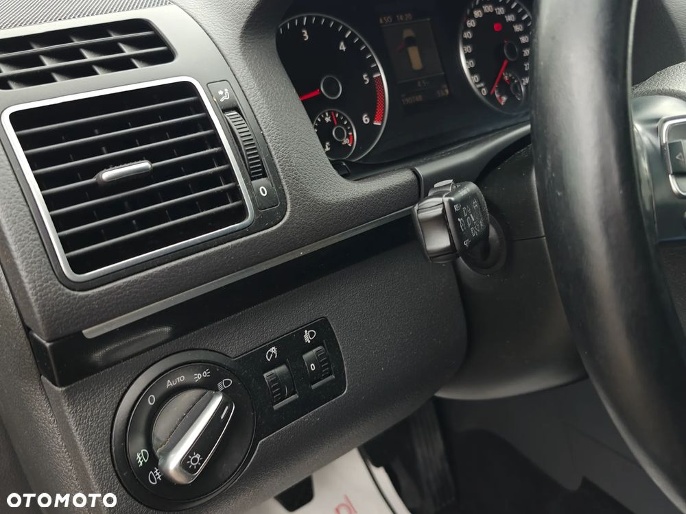 Volkswagen Touran 1.6 TDI DPF Highline - 14