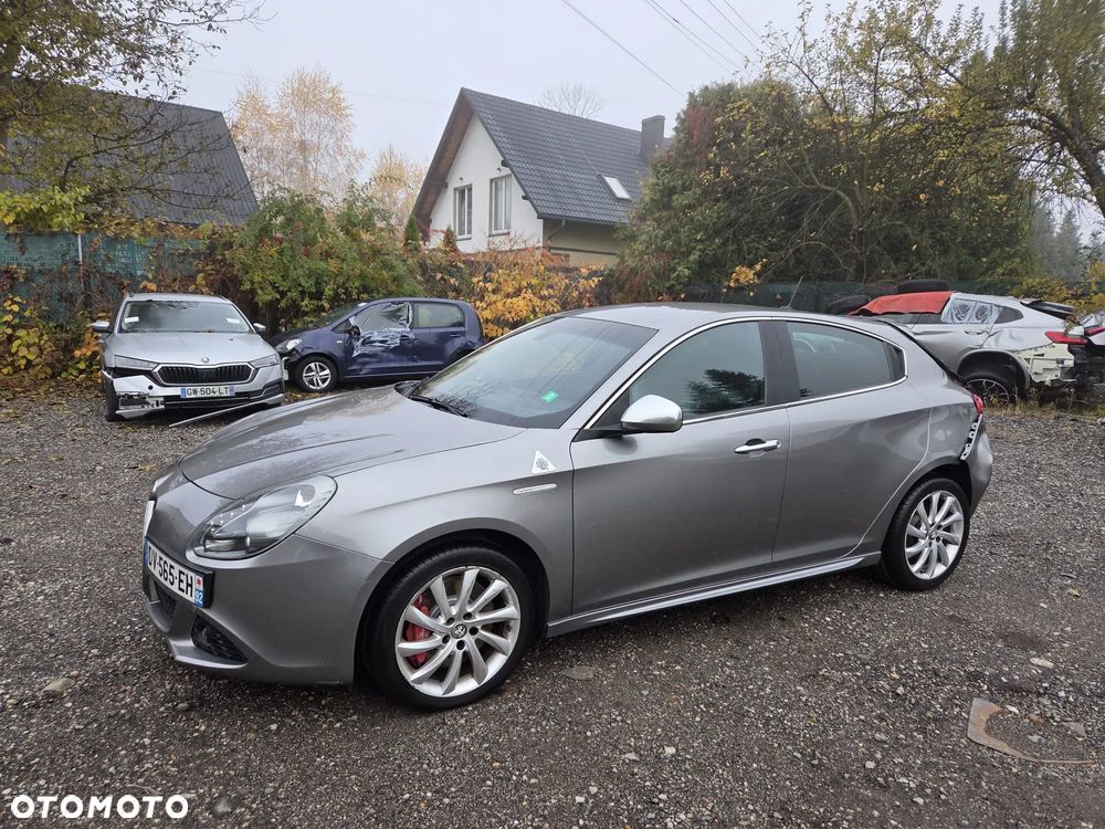 Alfa Romeo Giulietta 2010 photo 3