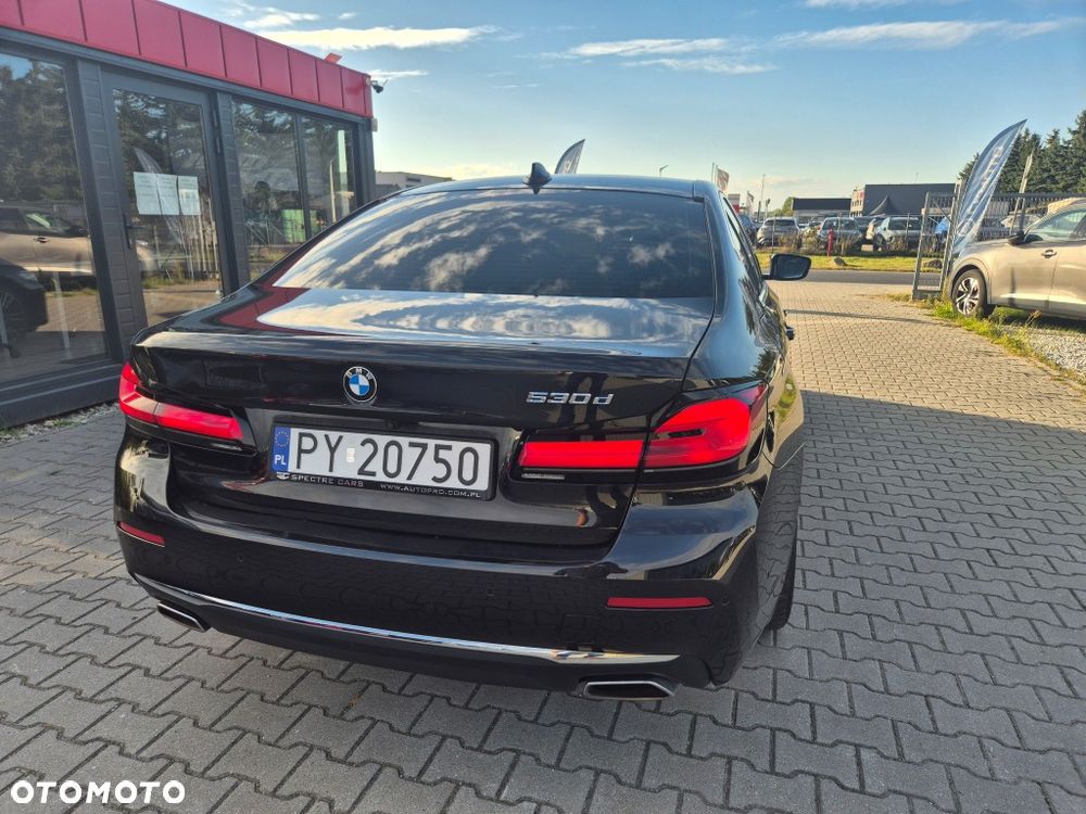 BMW Seria 5 530d mHEV Luxury Line - 10