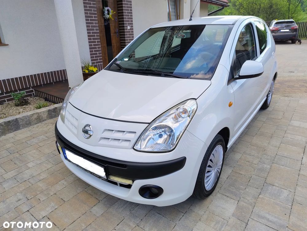 Nissan Pixo - 1