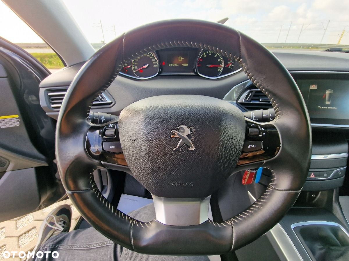 Peugeot 308 - 14
