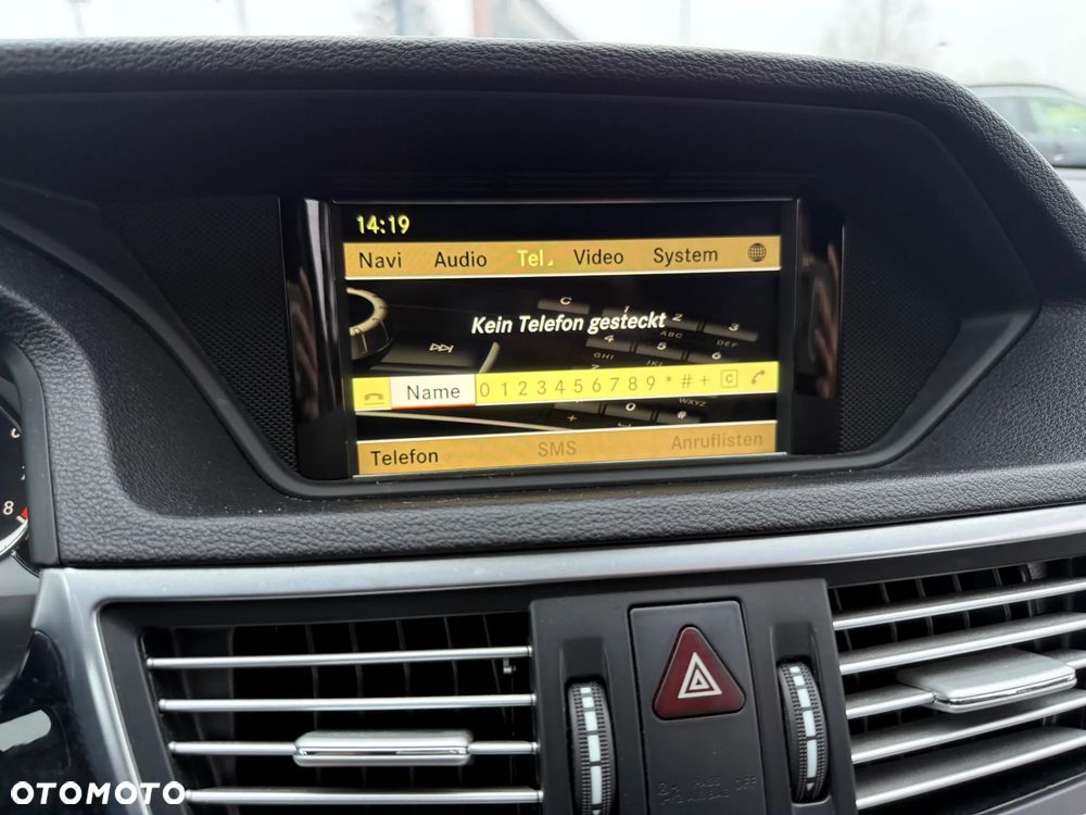 Mercedes-Benz Klasa E 350 4Matic 7G-TRONIC - 32