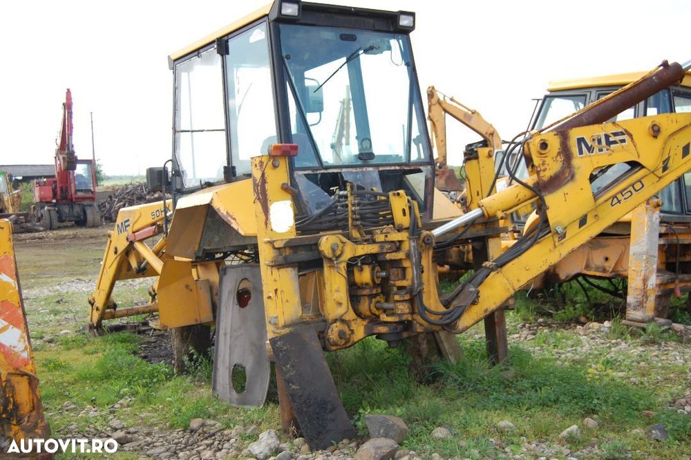 Dezmembrez MF 50 HX - 4