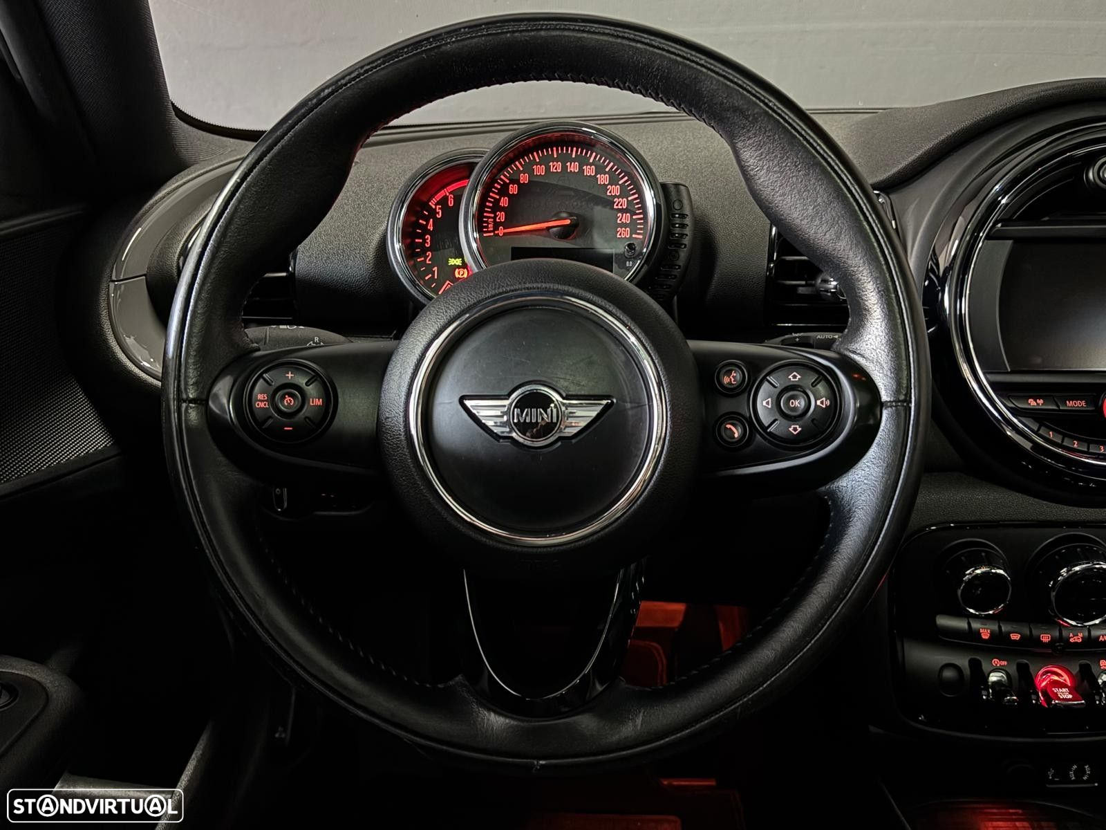 MINI Clubman One D - 11