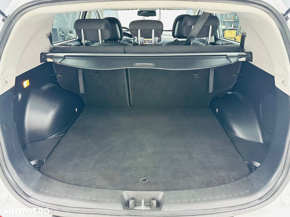 Kia Sportage 1.6 GSL MT 4x2 PREMIUM - 18